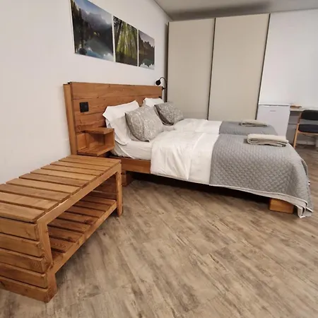 Affittacamere38 Bed & Breakfast *